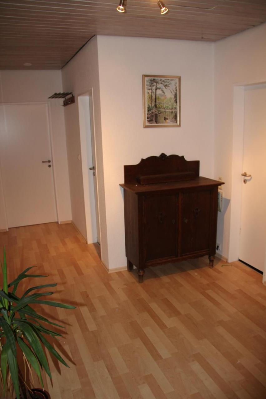 Ferienwohnung Mit 4 Schlafzimmer Fuer 2 Bis 9 Gaeste----Apartment With 4 Bedrooms For 2 To 9 Guests Nürnberg Exteriör bild